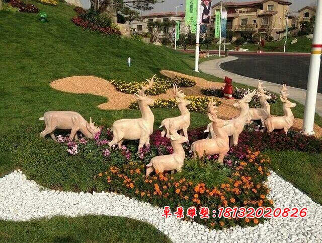 小鹿石雕，公園小鹿石雕