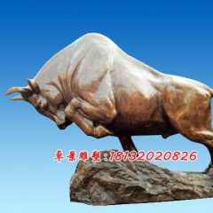 銅開荒牛，銅拓荒牛，銅牛
