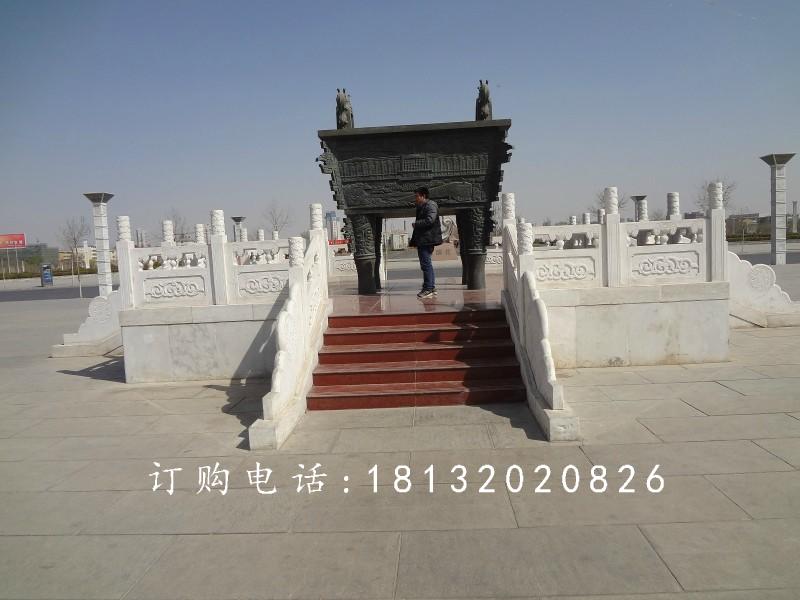 銅鼎，廣場鼎，四足銅鼎