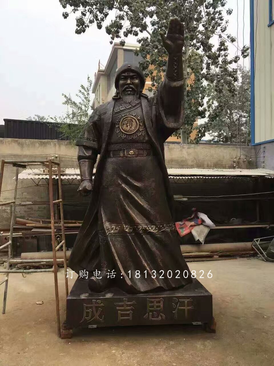 成吉思汗銅雕，廣場古人雕塑