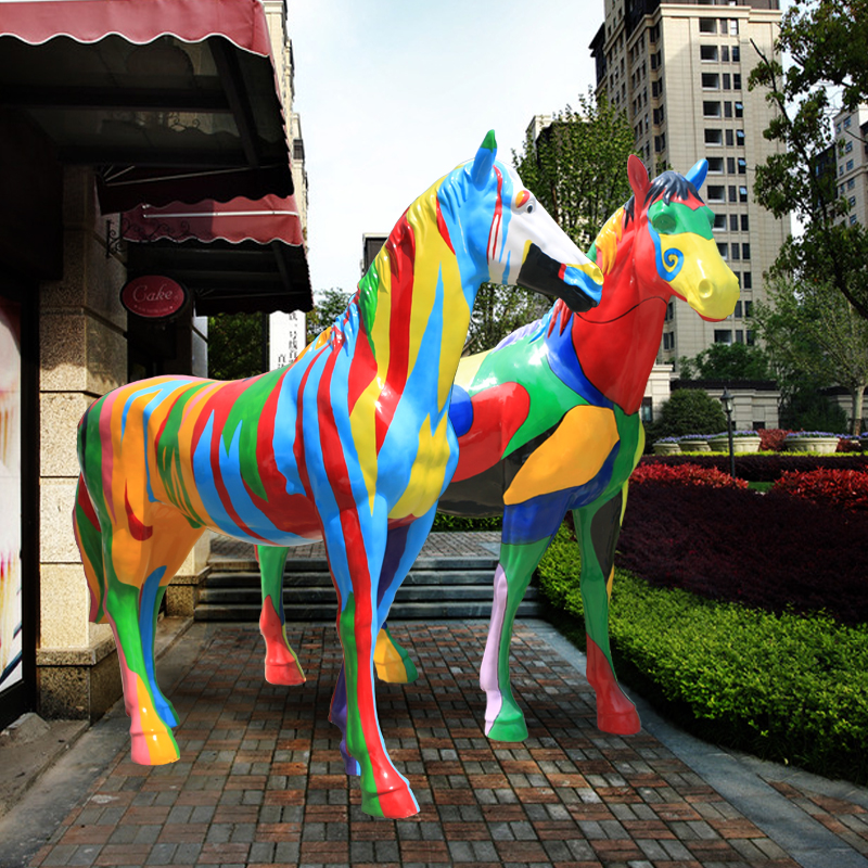 彩繪馬雕塑，玻璃鋼動物