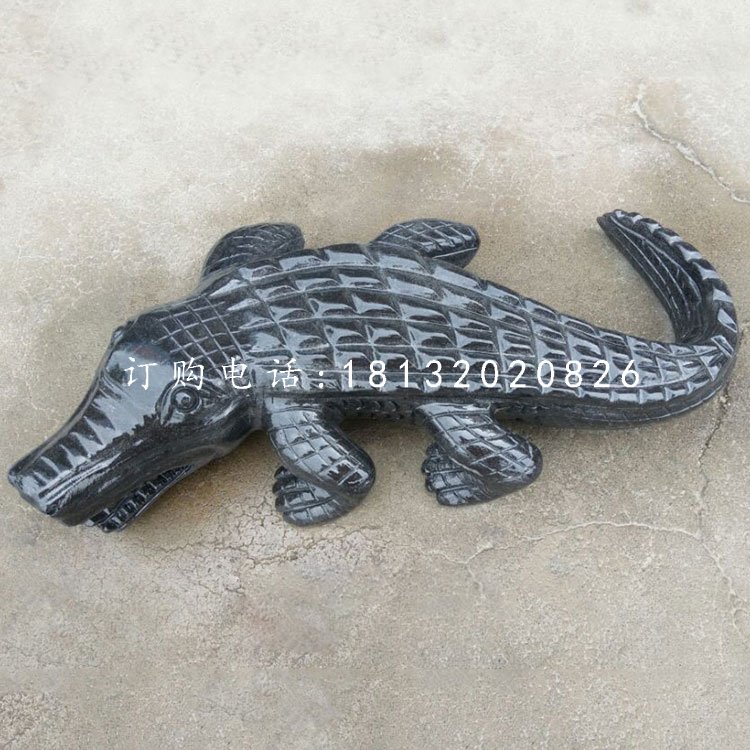 噴漆動物雕塑，鱷魚石雕