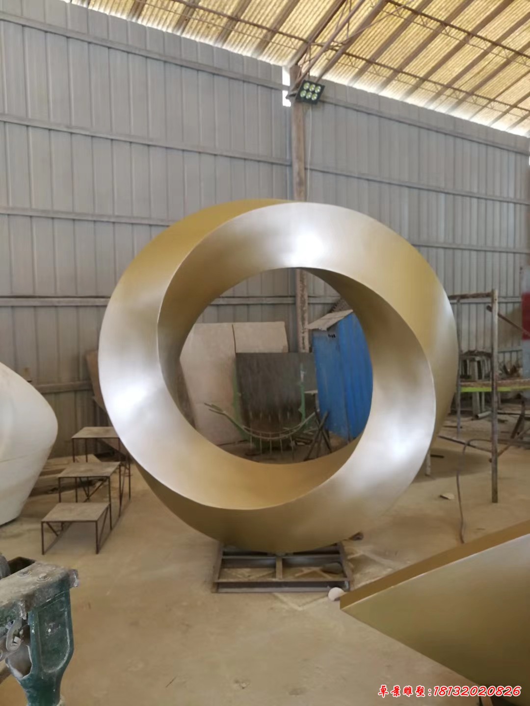 圓環不銹鋼雕塑