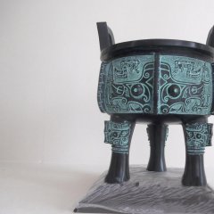 青銅鼎，三足銅鼎雕塑