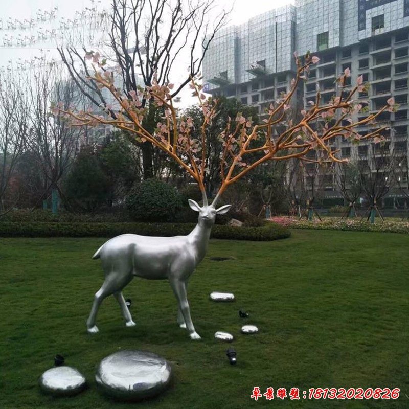 不銹鋼樹(shù)枝梅花鹿鵝卵石雕塑