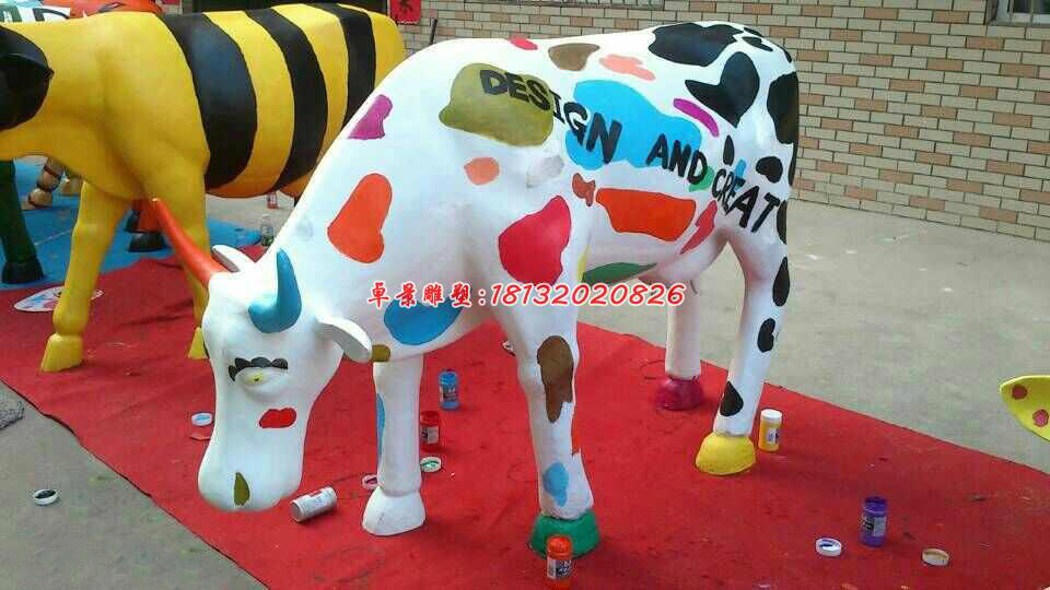 玻璃鋼牛雕塑，彩繪牛雕塑