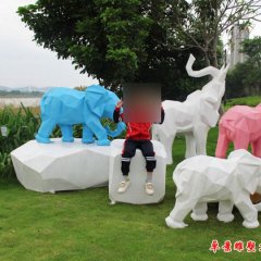 玻璃鋼粉紅小象雕塑，玻璃鋼抽象動物雕塑