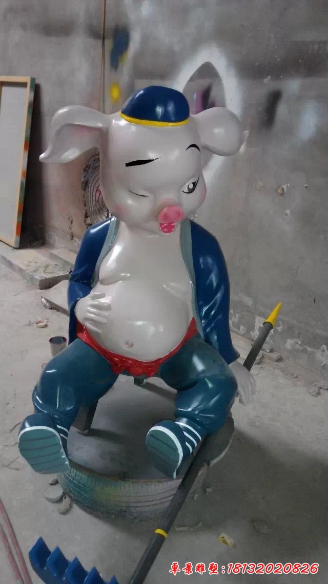 卡通豬八戒雕塑，玻璃鋼卡通動物雕塑