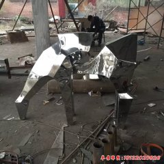 不銹鋼切面馬雕塑