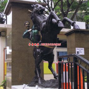 騎馬人物銅雕塑