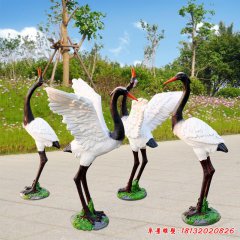 校園內的白鶴雕塑