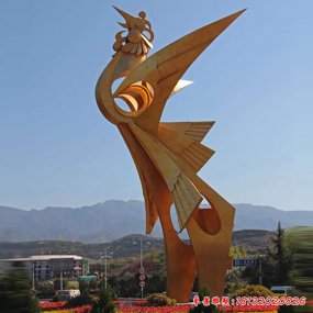 鳳凰涅盤雕塑