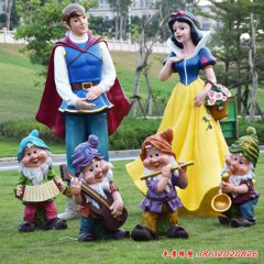 游樂場玻璃鋼雕塑